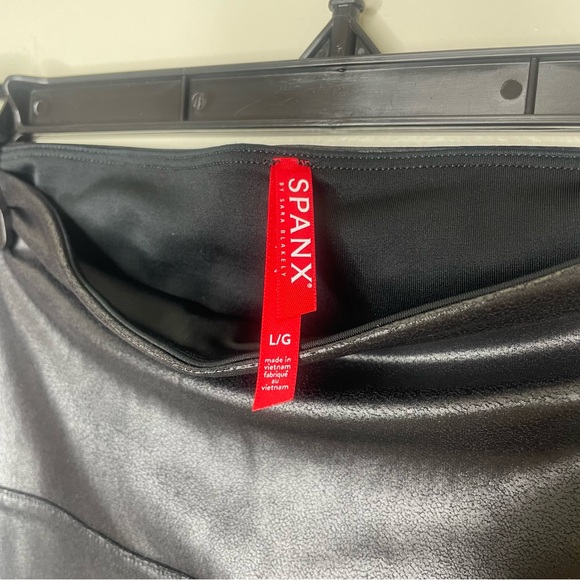 spanx faux leather leggings - Picture 5 of 5
